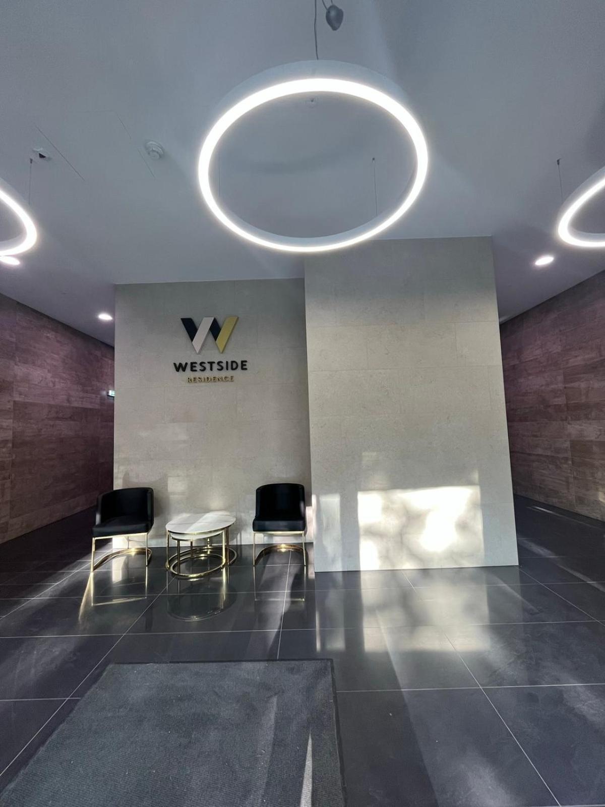 Westside Apartments By Urbanrent 布达佩斯 外观 照片